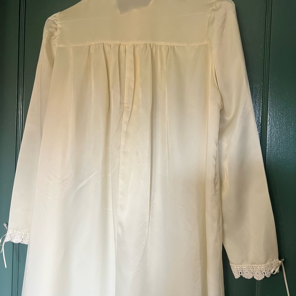Dior Cream Lace Trim Gown - Picture 6 of 8